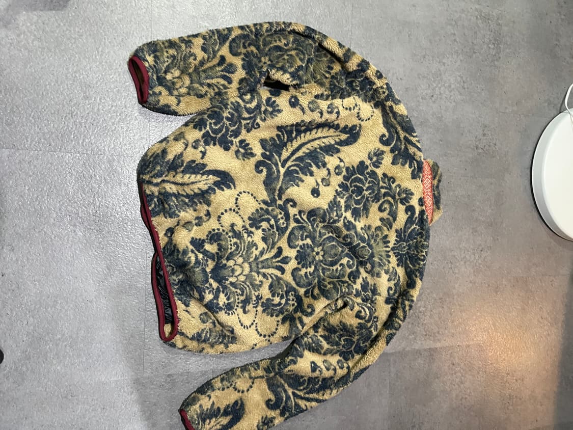 캐피탈 다마스크 패턴 플리스 집 블루존 베이지 상품이미지2