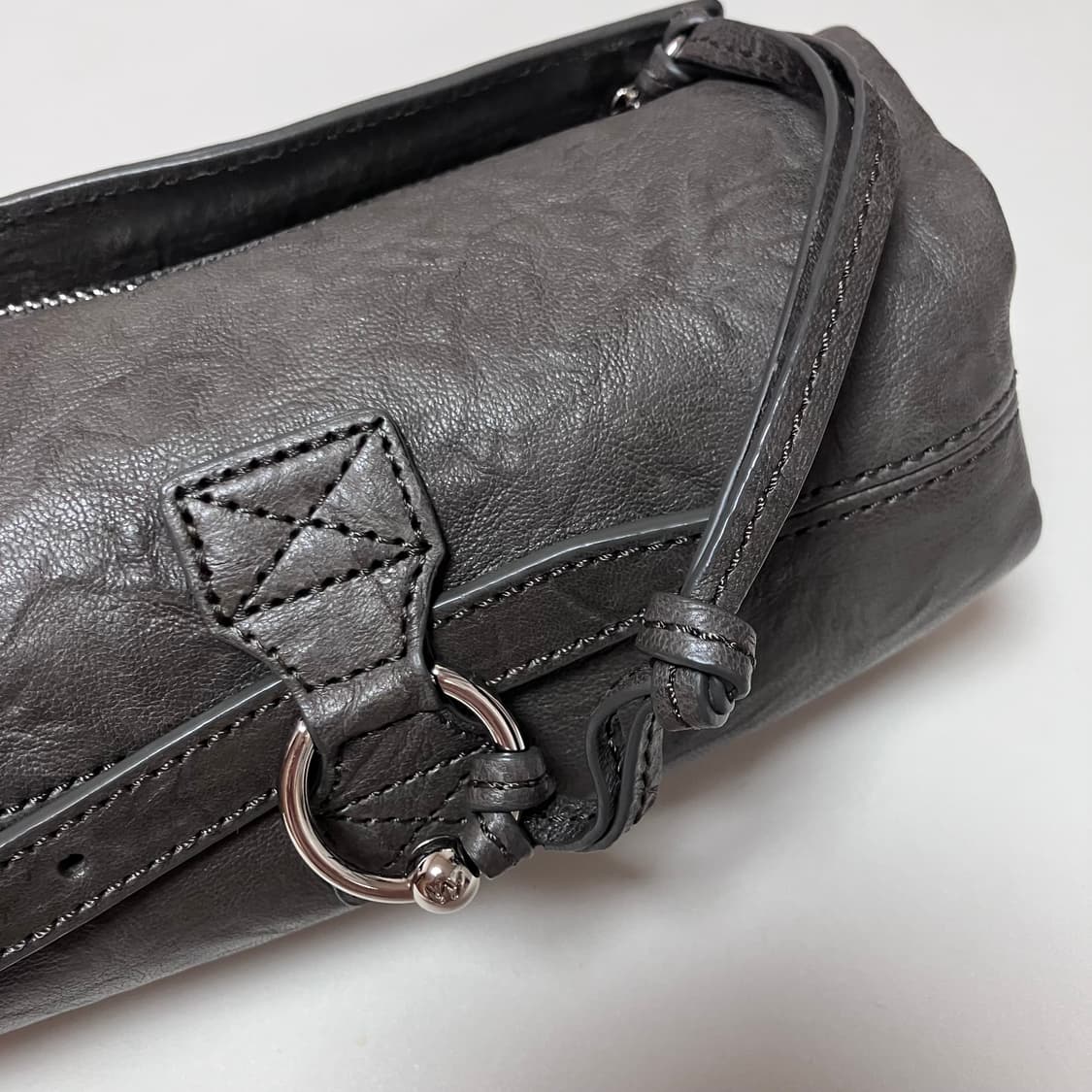 오픈와이와이 필로우백 스몰 상품이미지3