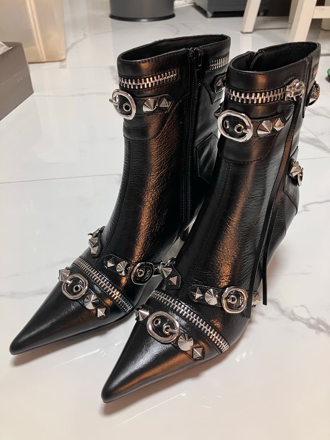 Jeffrey Campbell 새상품 블랙 스터드 모터사이클 부츠 상품이미지3