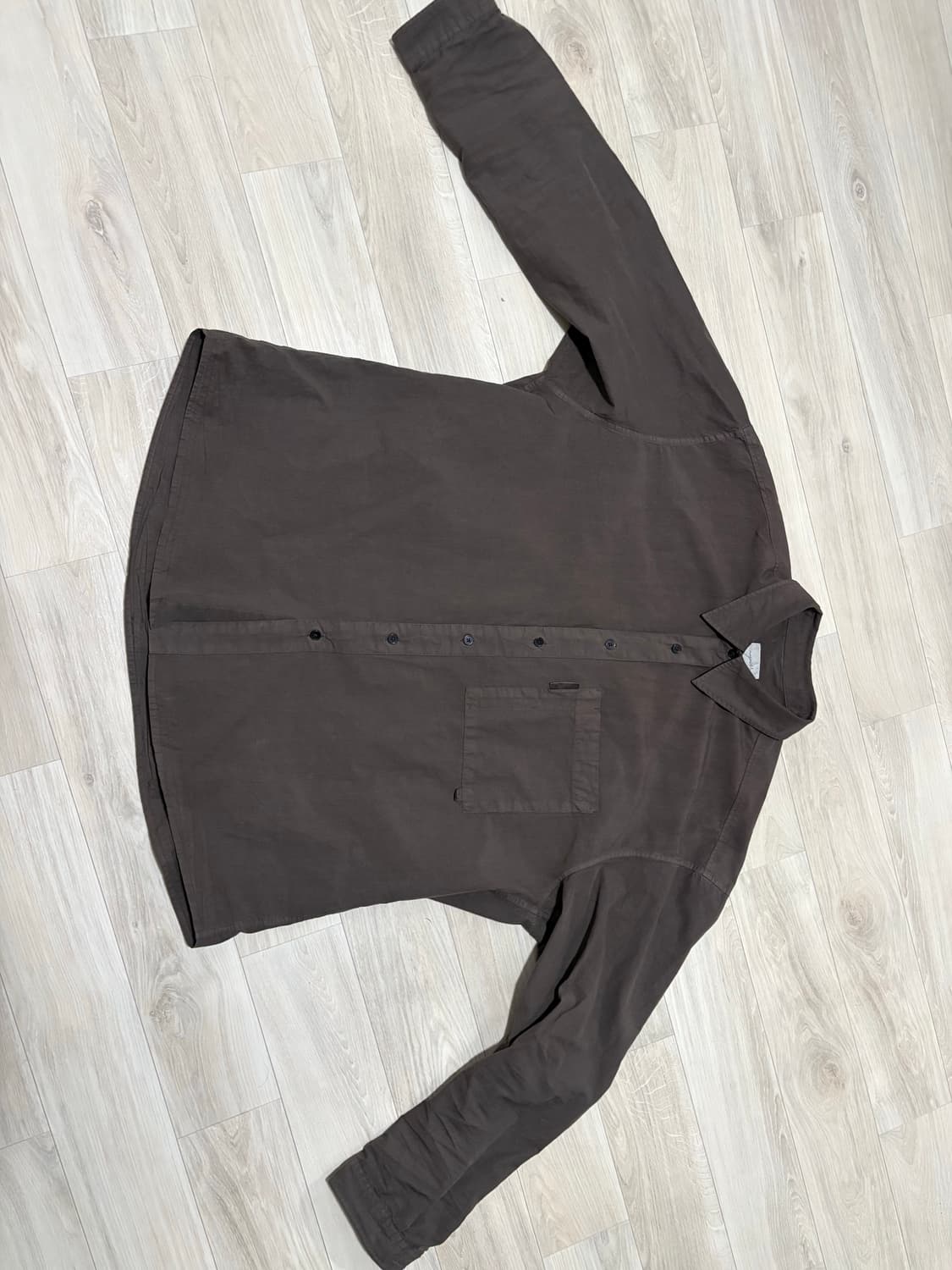 유스 스태프셔츠 브라운 M  상품이미지1