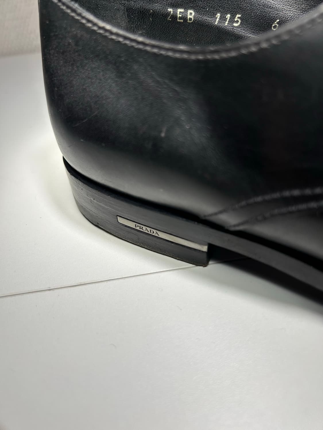 프라다 클래식 더비 상품이미지2