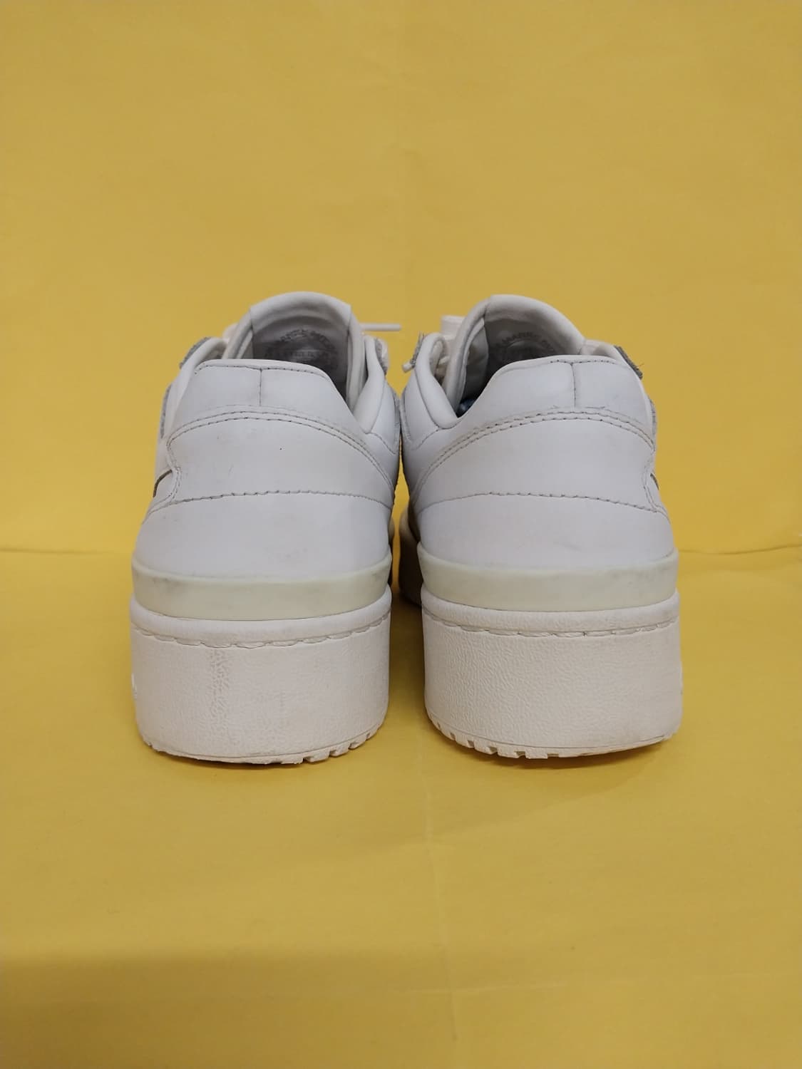 여성 아디다스 포럼 볼드 화이트 운동화 (260) 상품이미지4