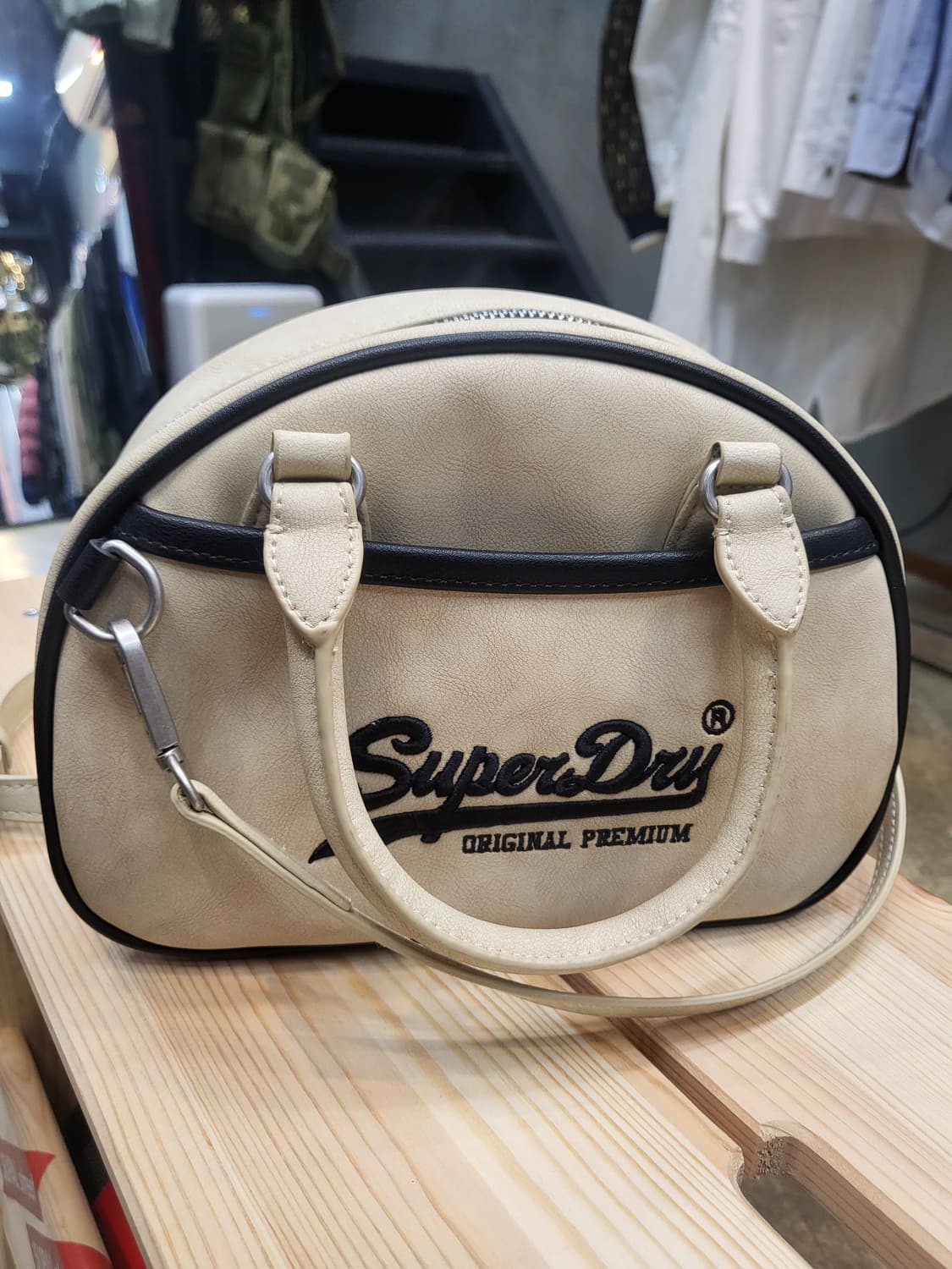 슈퍼드라이 크로스백 상품이미지2