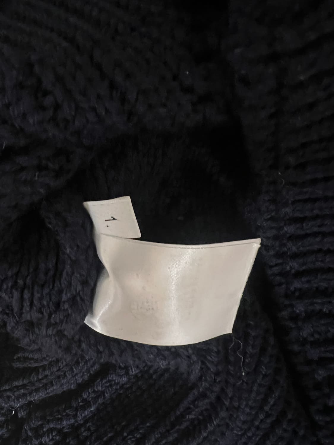 톰브라운 완장니트 상품이미지6