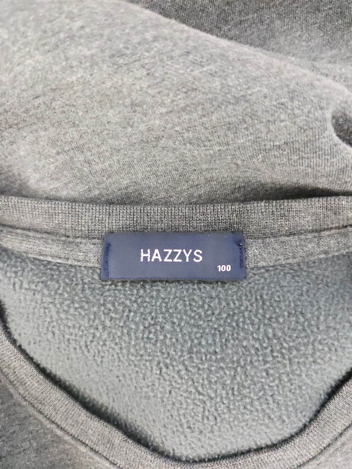 HAZZYS 헤지스 시그니처 자수 로고 기모 맨투맨 상품이미지7