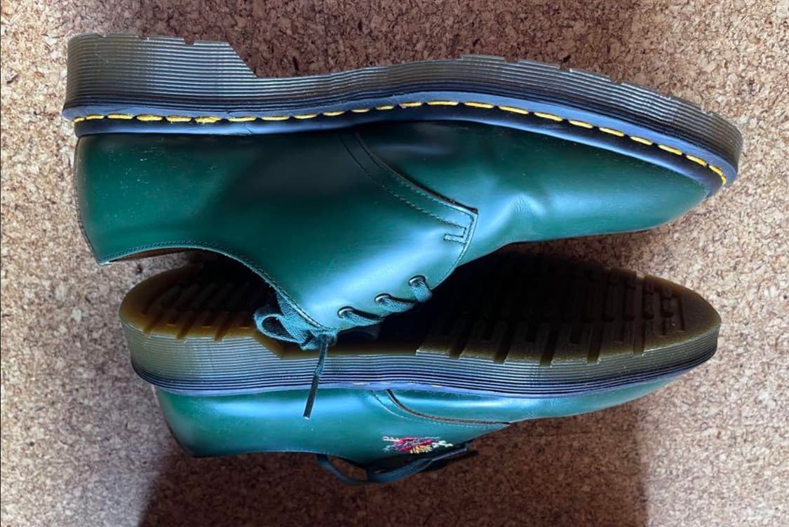 Dr.martens x Supreme Sacred Heart Green 상품이미지4