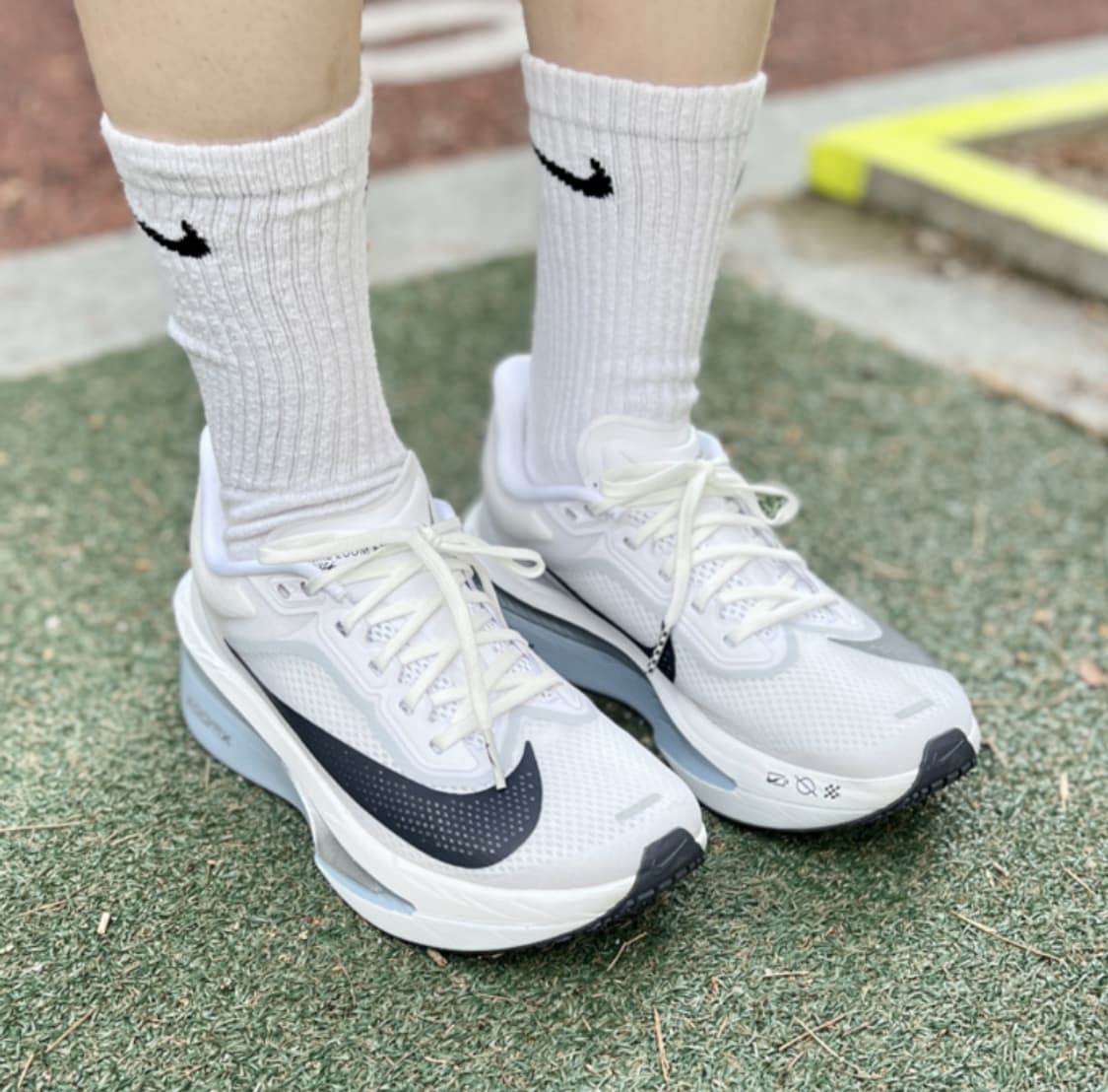 새상품) 나이키 줌플라이6 화이트플래티넘 230mm 상품이미지6