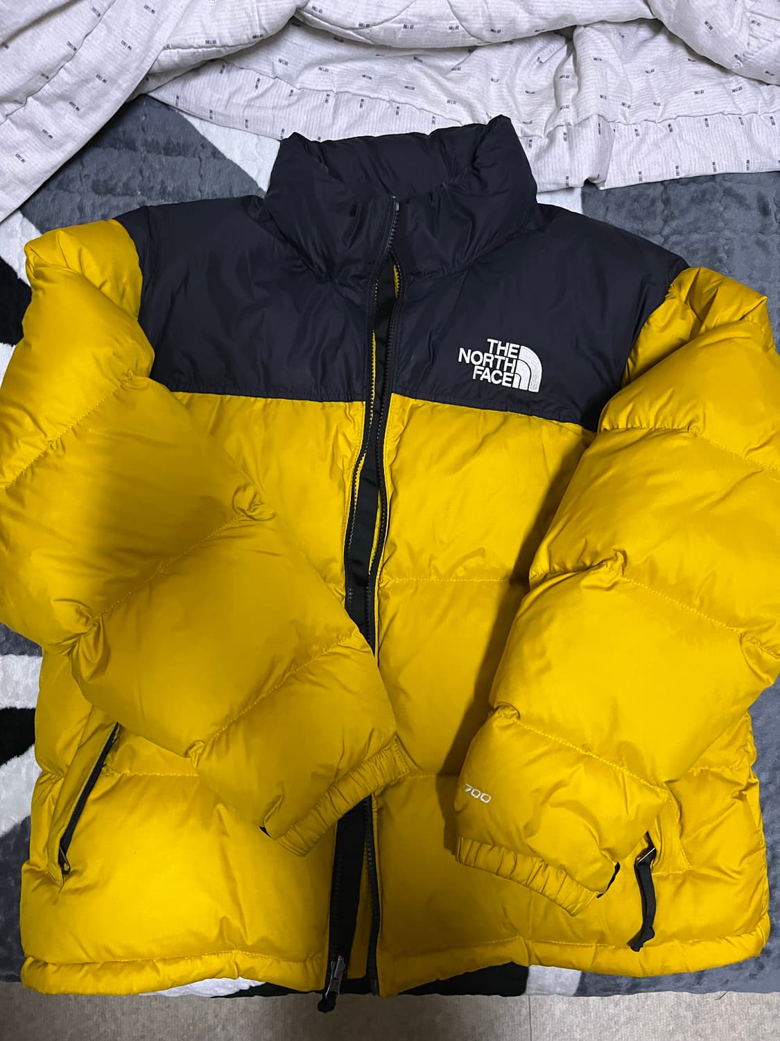 노스페이스 눕시 해외판 애로우우드옐로우 L 상품이미지1