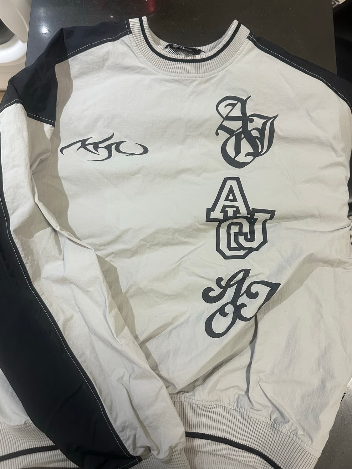 아조바이아조 토탈로고 나일론 스웻셔츠 상품이미지2