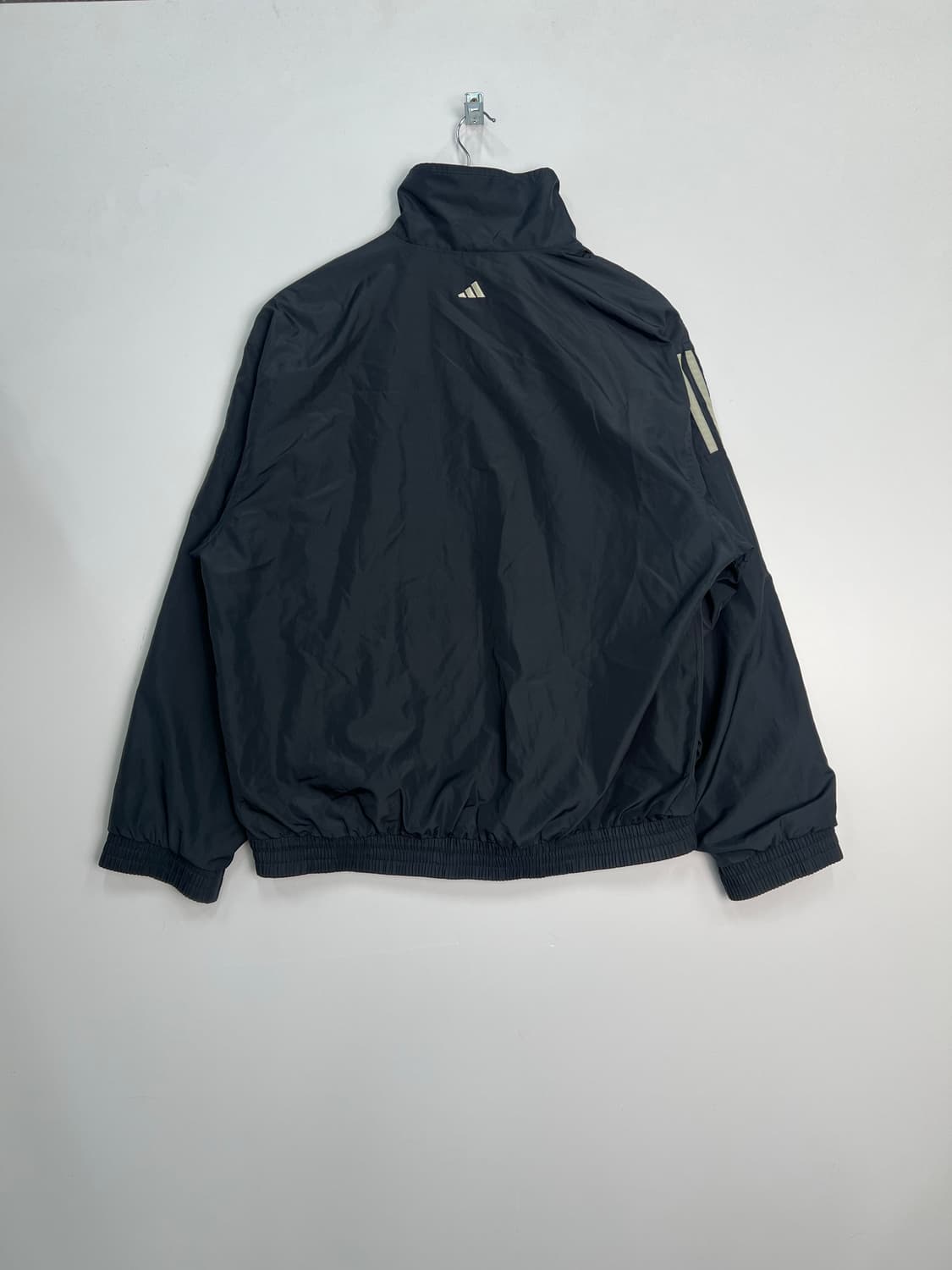 아디다스 블랙 바람막이 상품이미지4