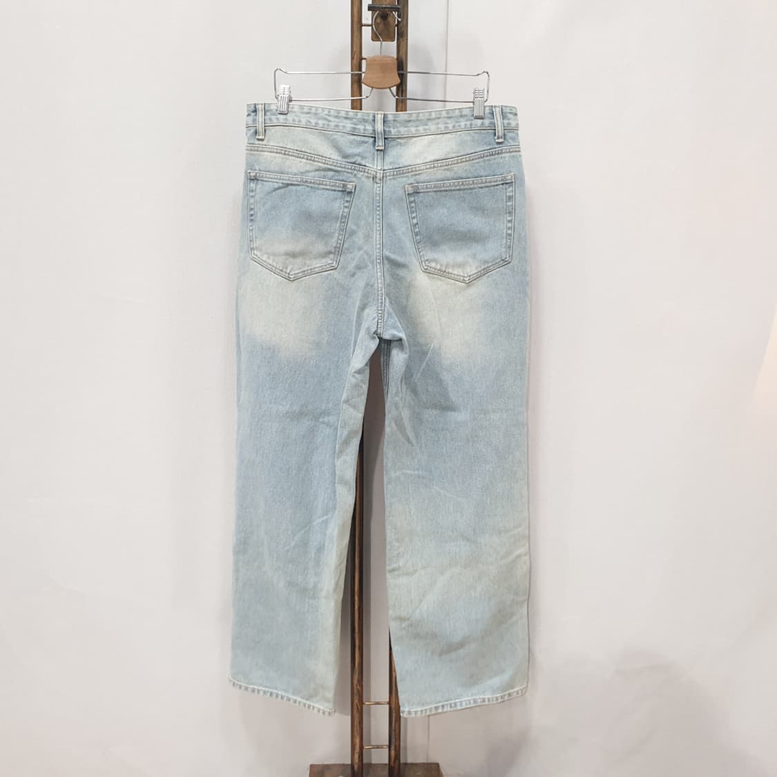 무신사 스탠다드 빅 브러쉬 와이드 데님팬츠(34) 상품이미지3