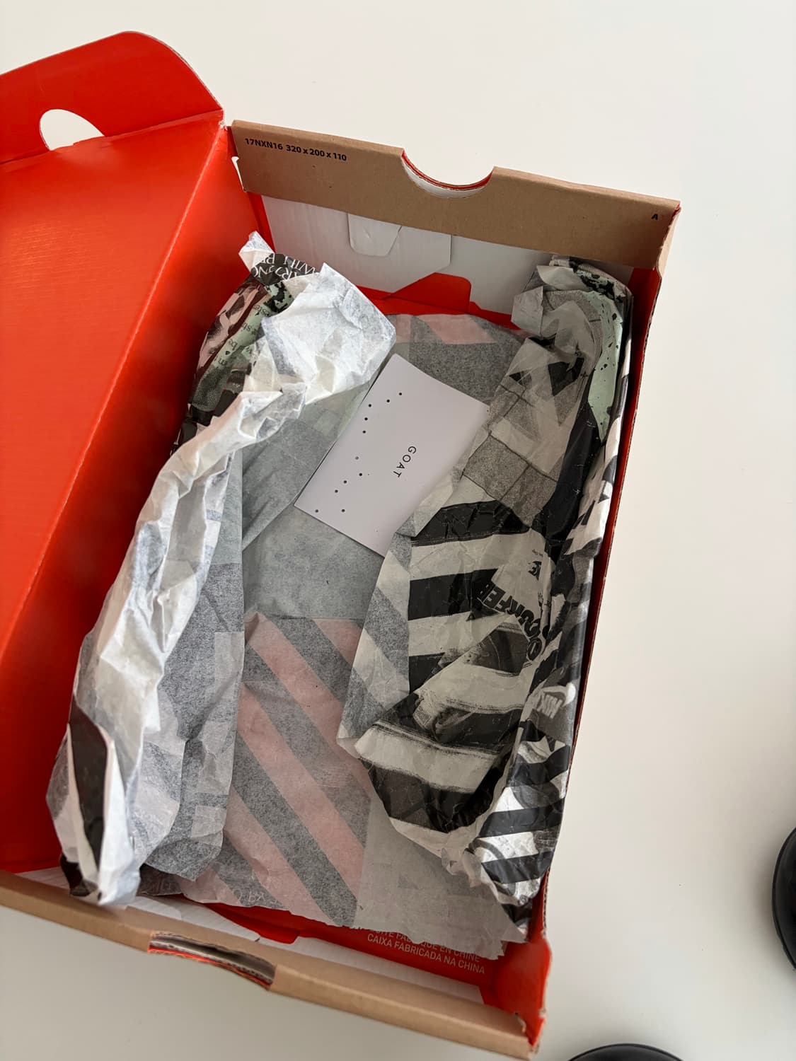 오프화이트 나이키 베이퍼맥스 og 260 상품이미지3