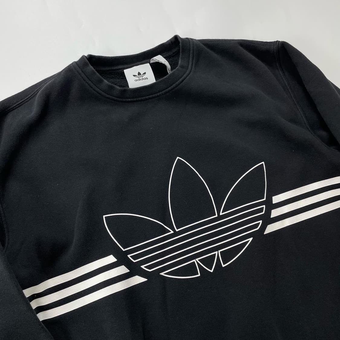 아디다스 스웻셔츠 상품이미지2
