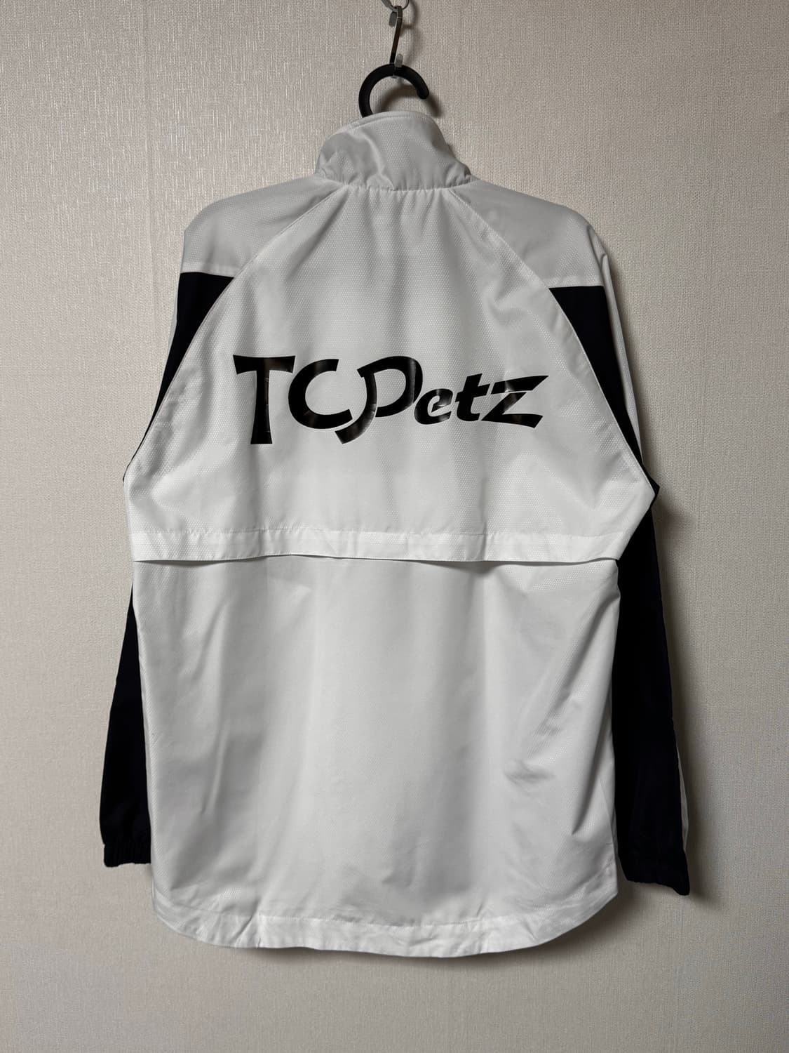 미즈노 흰 검 바람막이 오버핏 자켓 상품이미지3