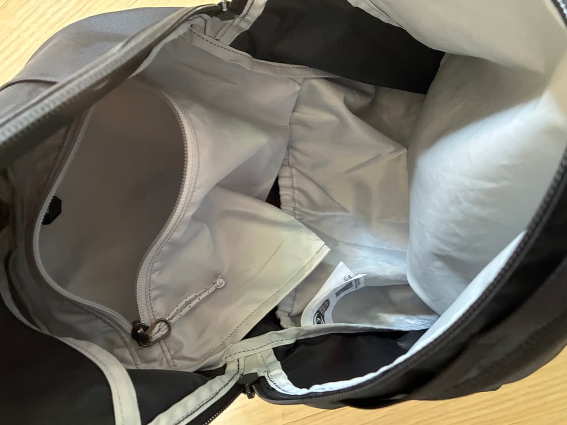 아크테릭스 헬리아드 15 블랙 백팩 상품이미지4