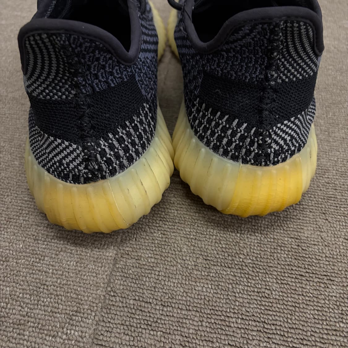 adidas 아디다스 이지부스트 350 V2 카본 상품이미지4