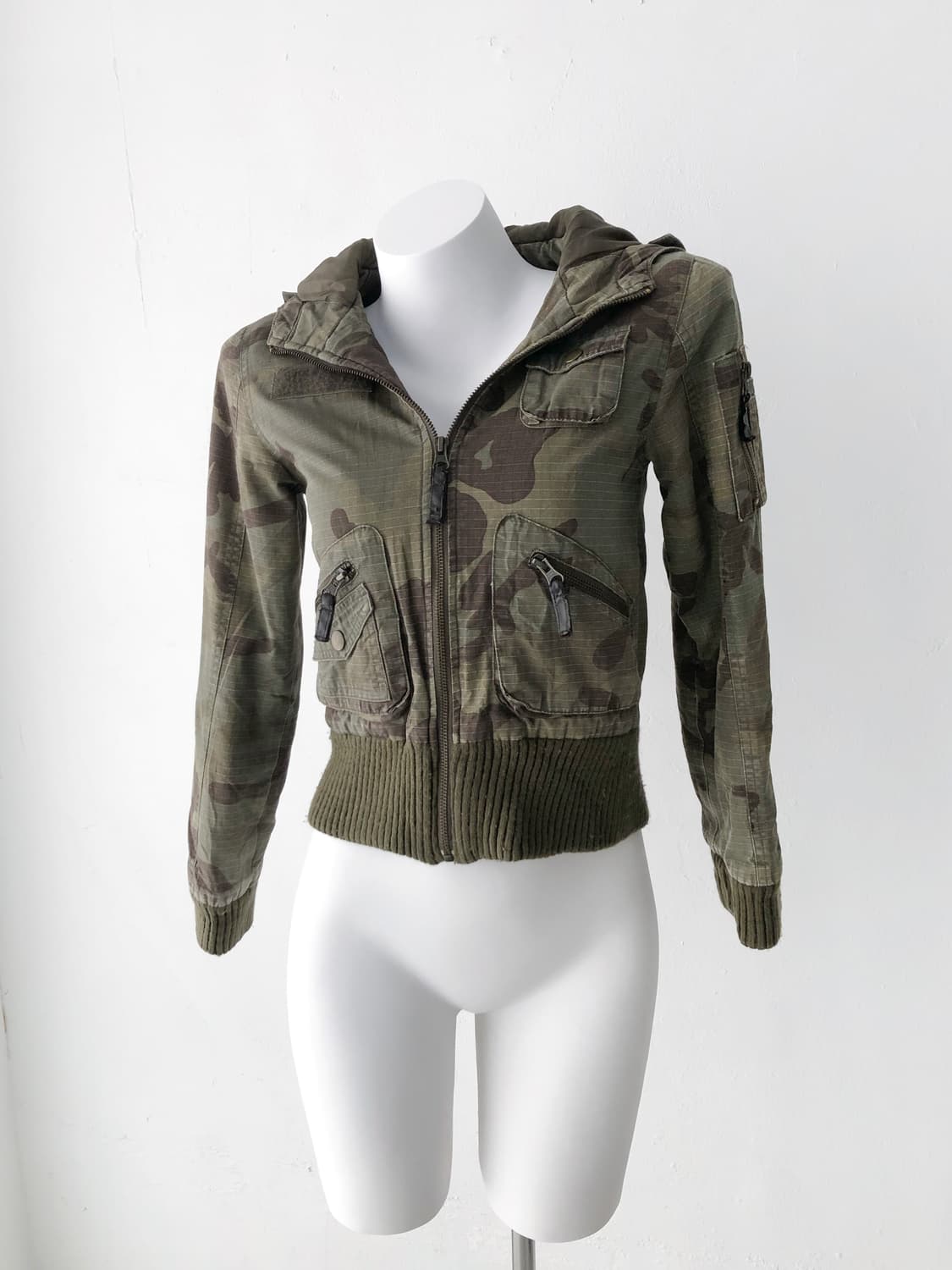von dutch) camo hood jacket 상품이미지1