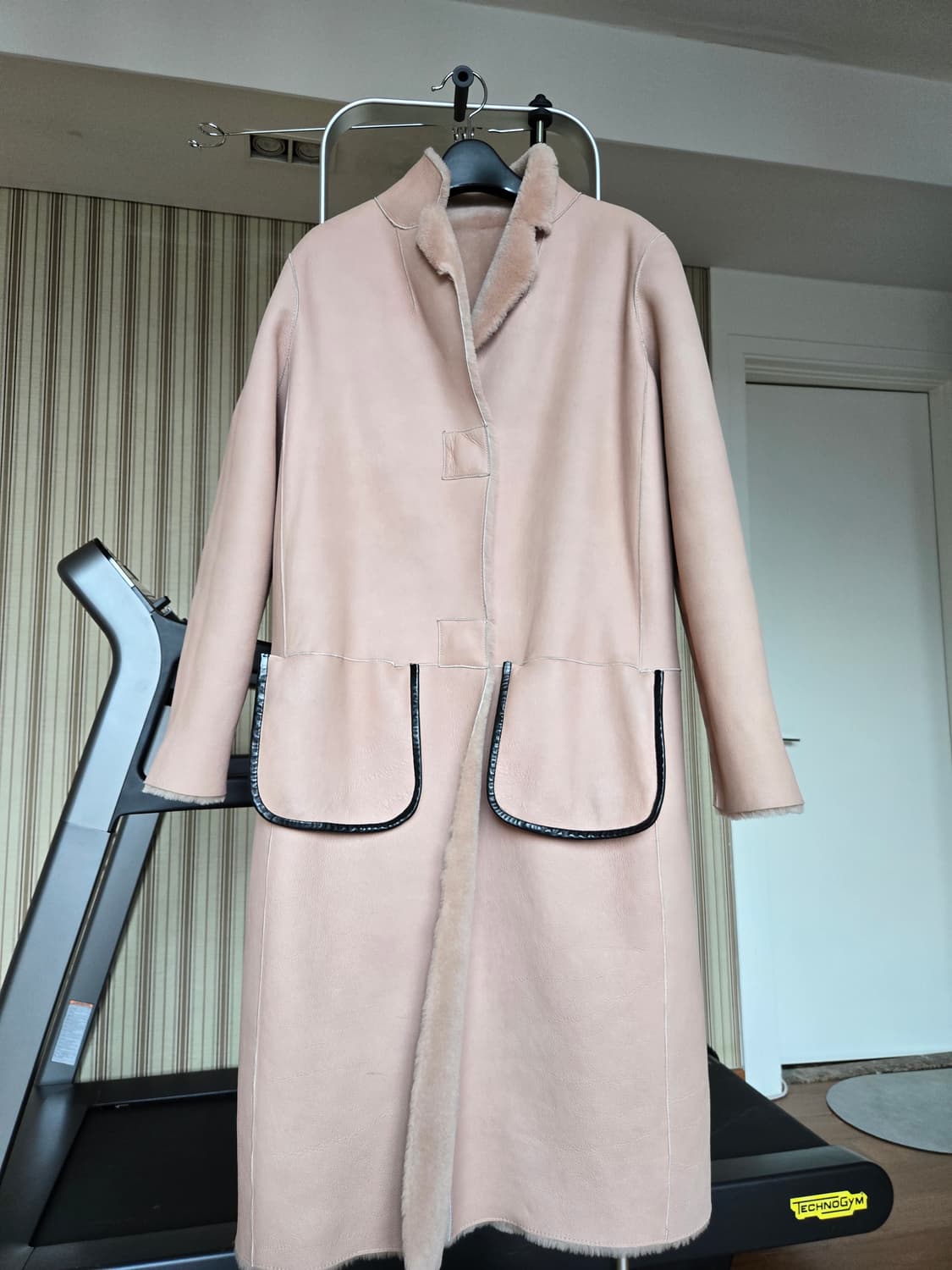 이네스마르샬 무스탕 상품이미지3