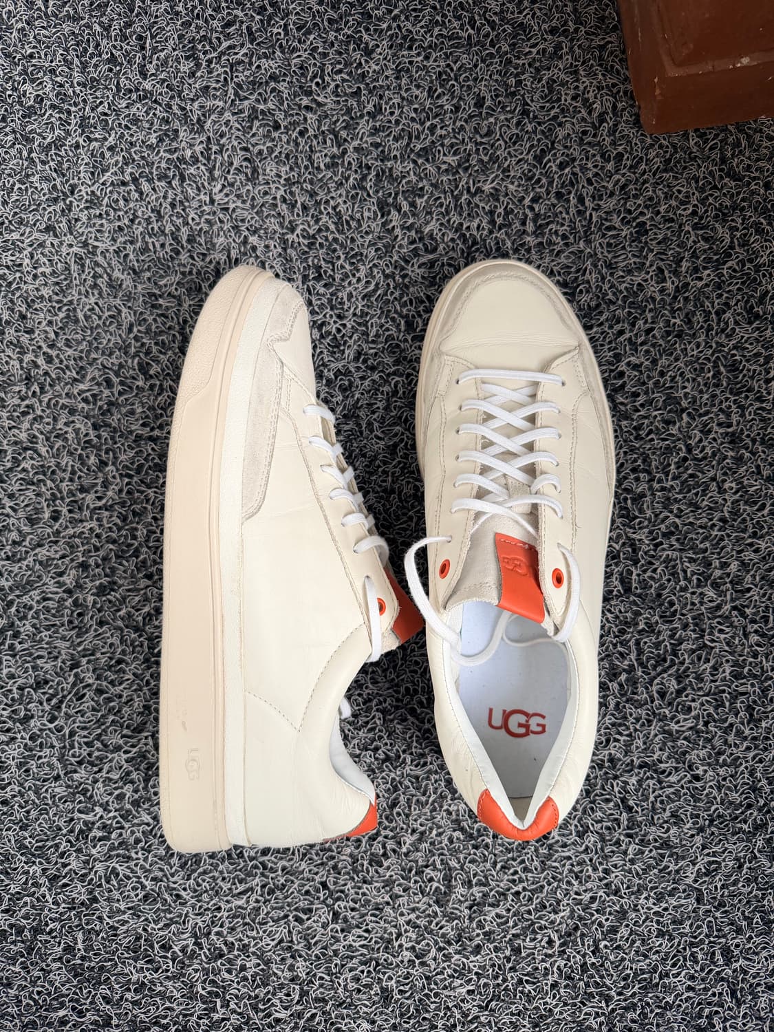 UGG 스니커즈 275mm 상품이미지3