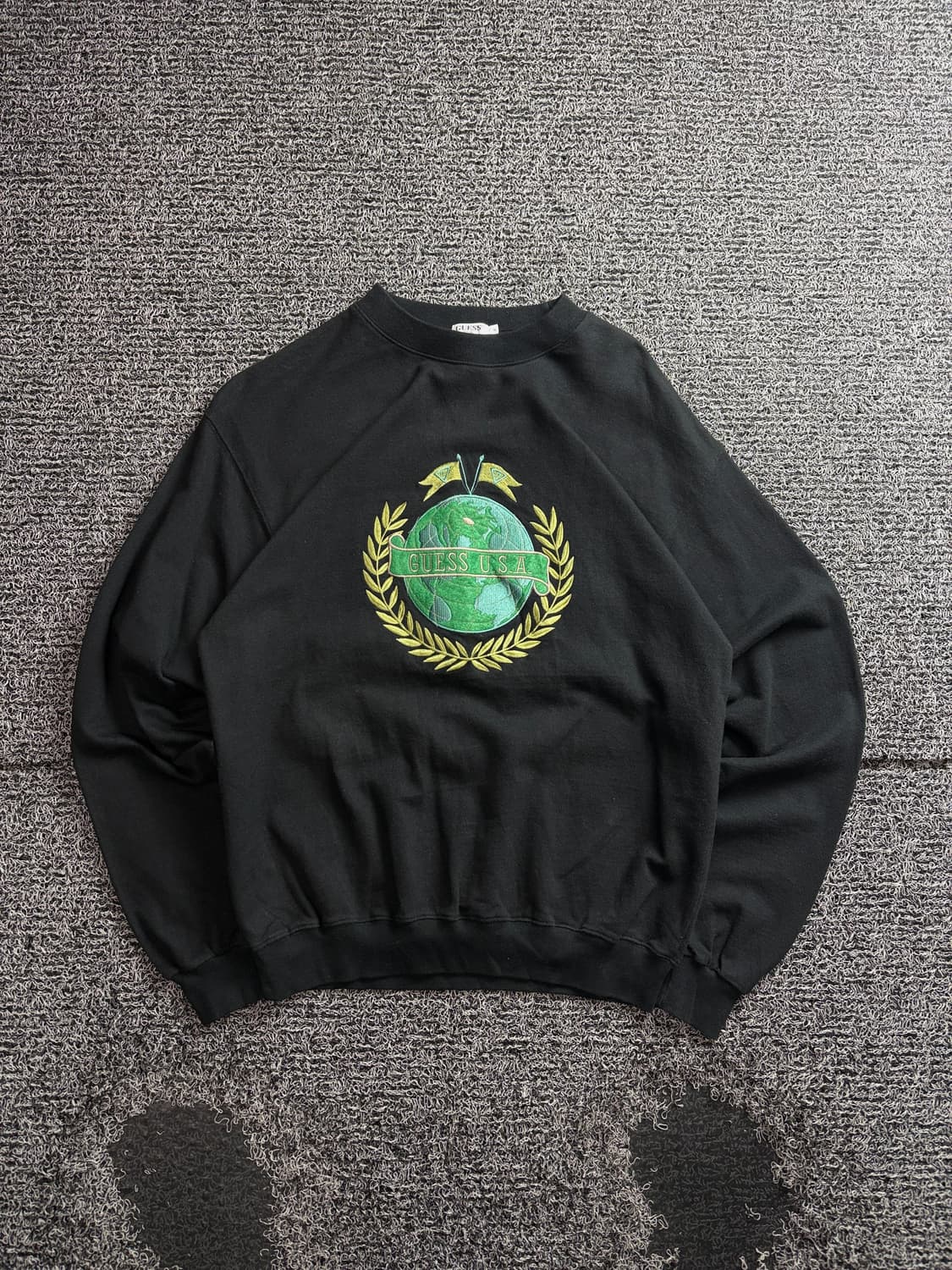 90s USA 게스 센터 자수 빅로고 크루넥 맨투맨 3733 상품이미지2