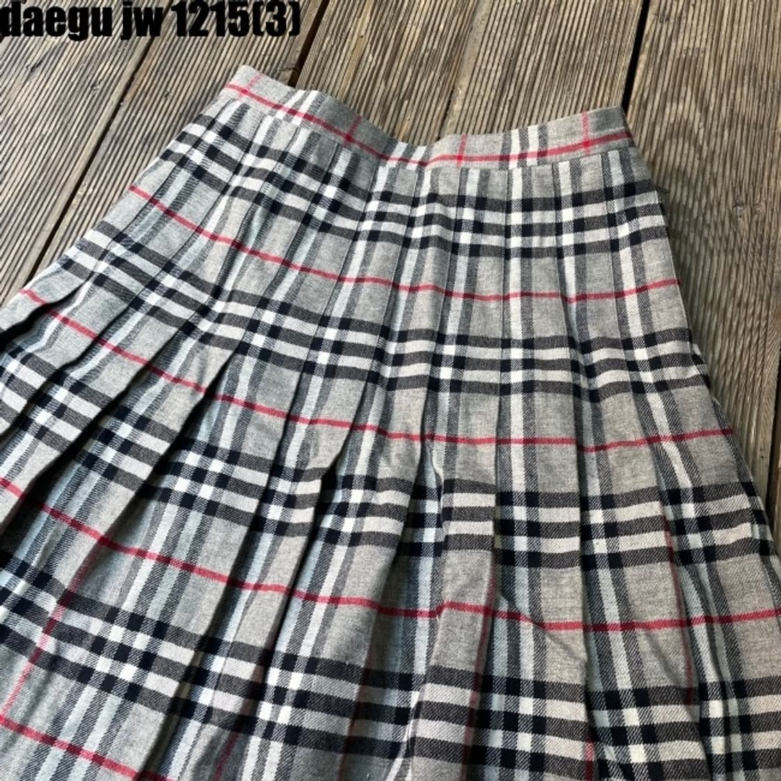 버버리 그레이 정품 스커트 상품이미지2
