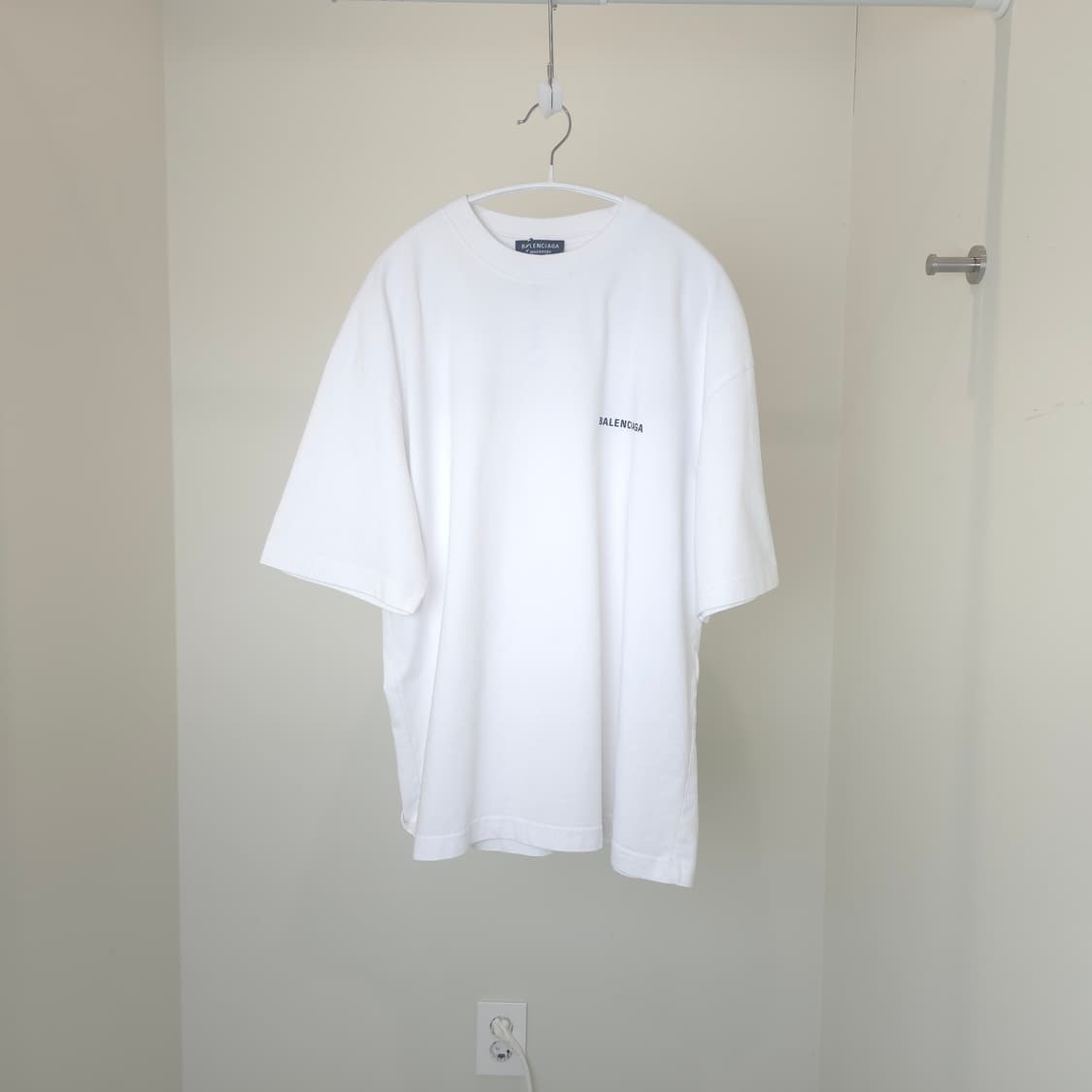 [중고/정품] 발렌시아가 오버핏 로고 티셔츠 상품이미지1