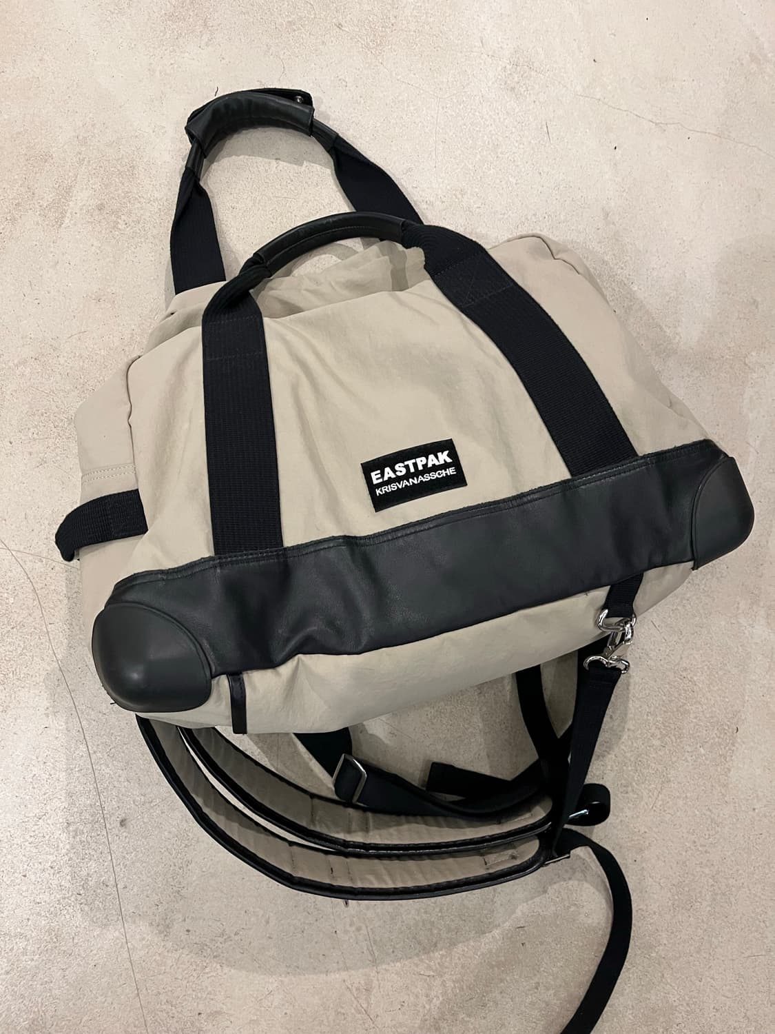 이스트팩 크리스반아쉐 3way 멀티백 상품이미지2