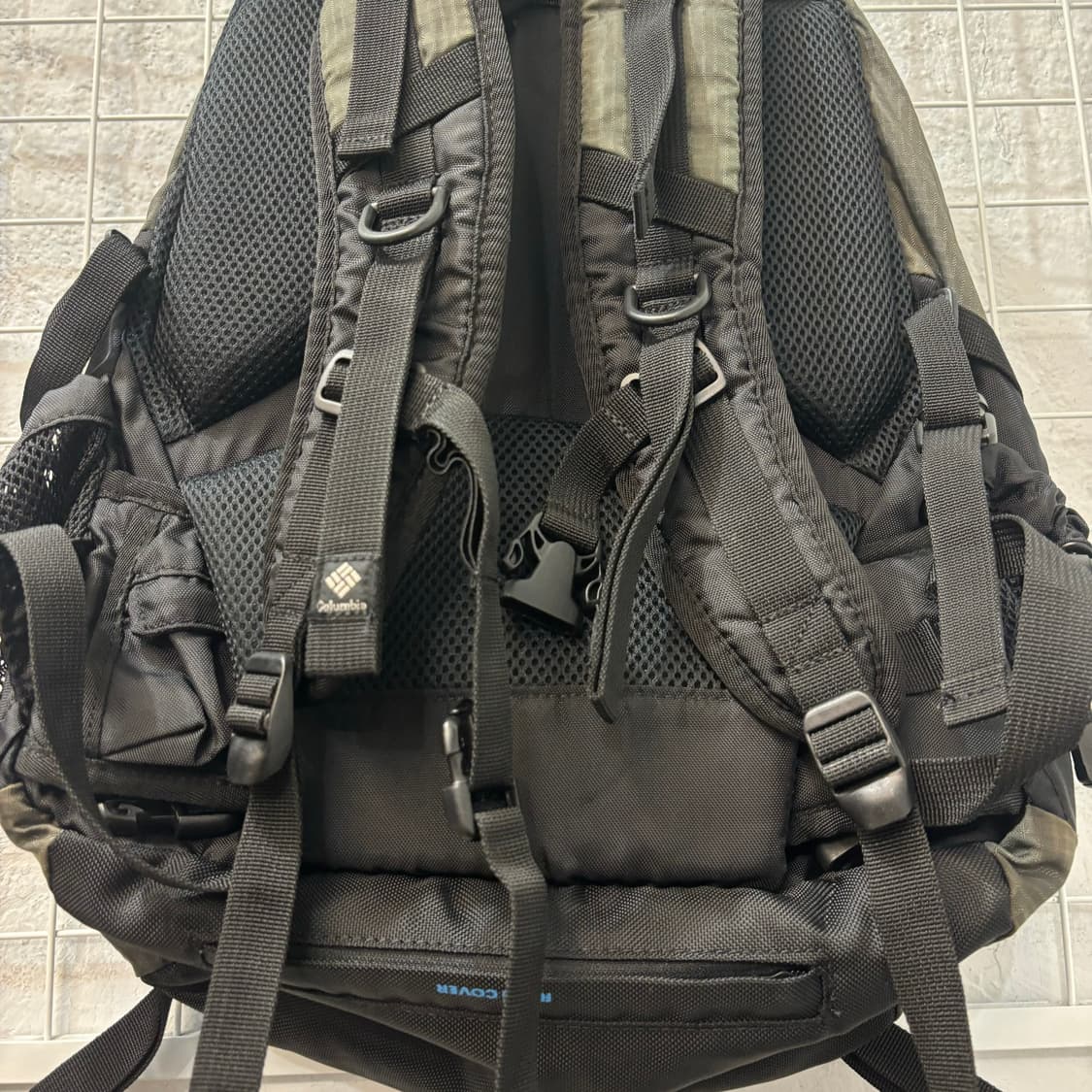 컬럼비아 빈티지 투톤 배색 아웃도어 백팩 OS 상품이미지7