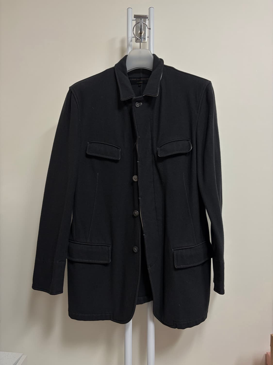 꼼데가르송 옴므 블랙 싱글 코트 상품이미지1