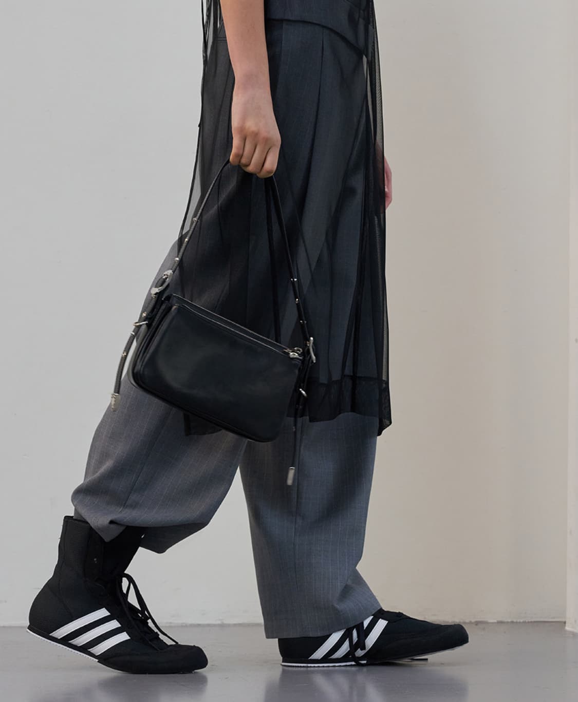 LCDC TM WESTERN DETAIL SHOULDER BAG 상품이미지1