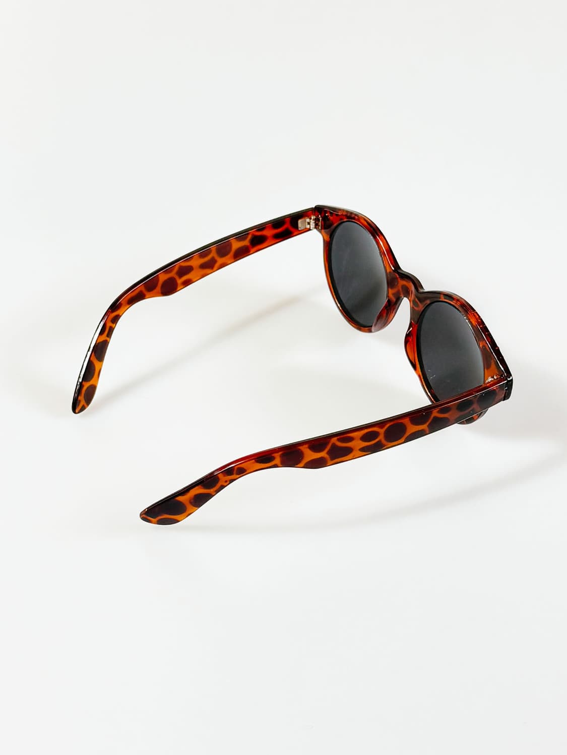 90s 토터스쉘 볼드 라운드 뿔테 빈티지 선글라스 상품이미지4