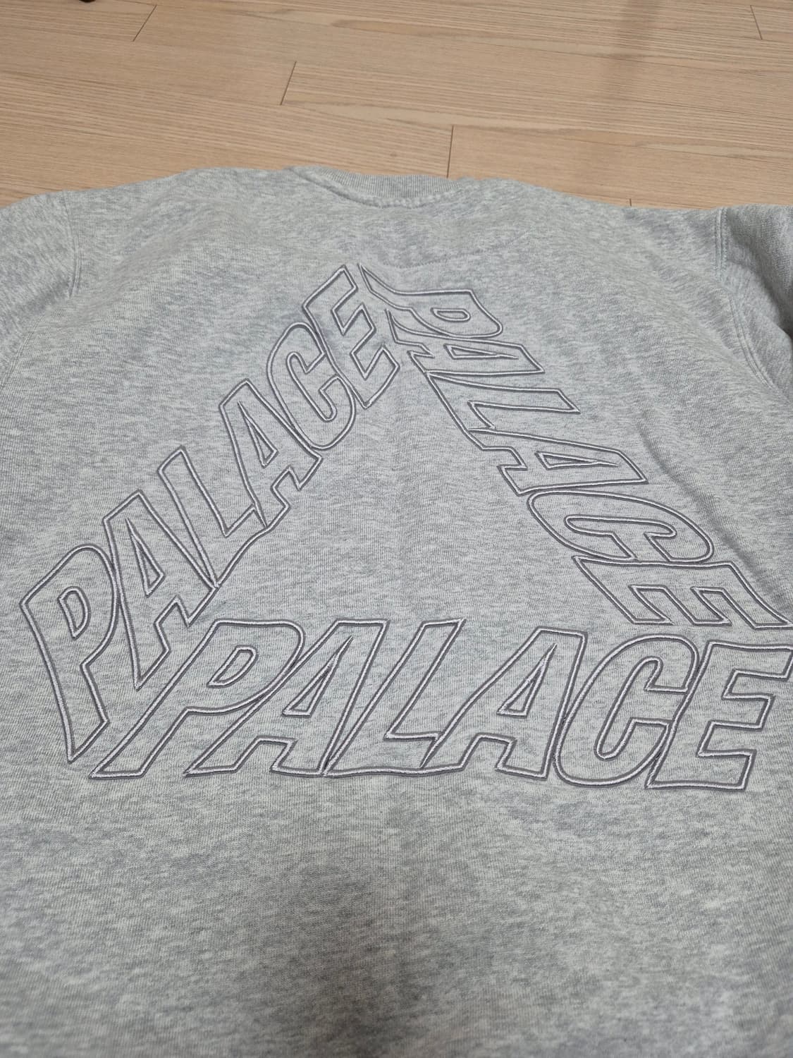 팔라스 맨투맨 M 사이즈 상품이미지1