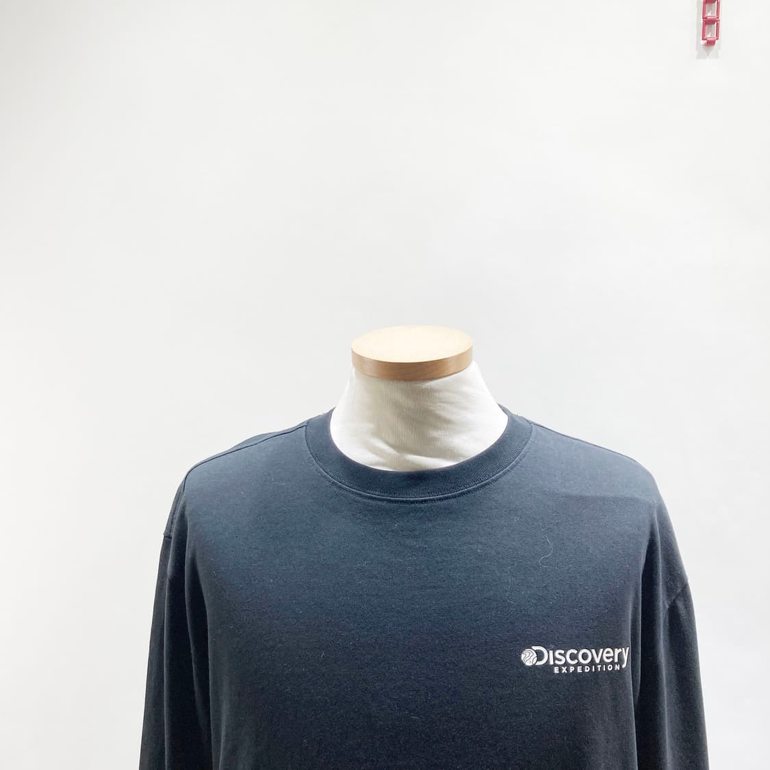 디스커버리 2021 남성긴팔티셔츠 105  상품이미지2