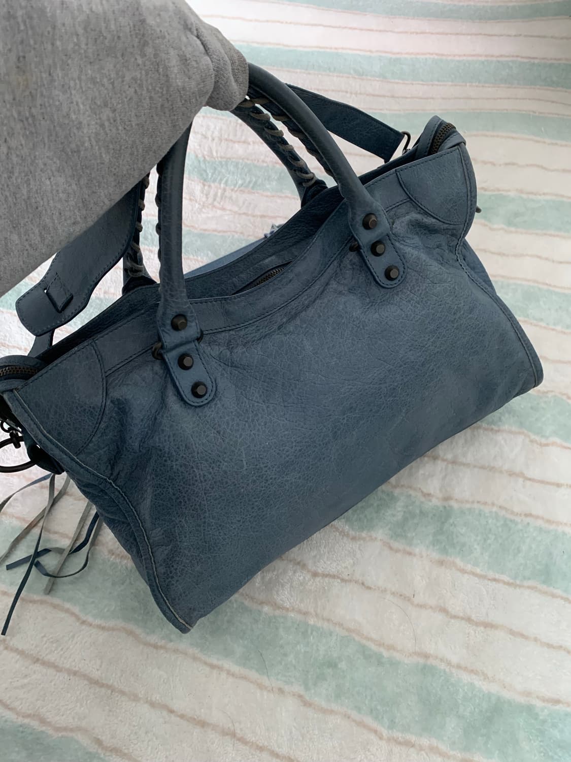 발렌시아가 모터백 시티백 미듐 정품 상품이미지5