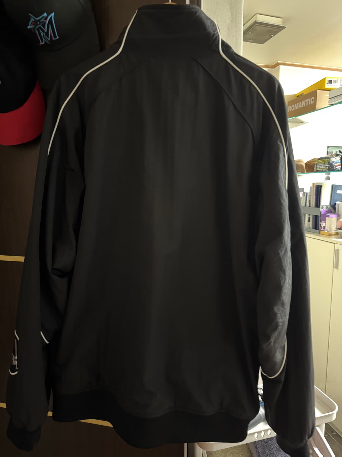 빠더너스 x 엘지트윈스 더그아웃 자켓 상품이미지3