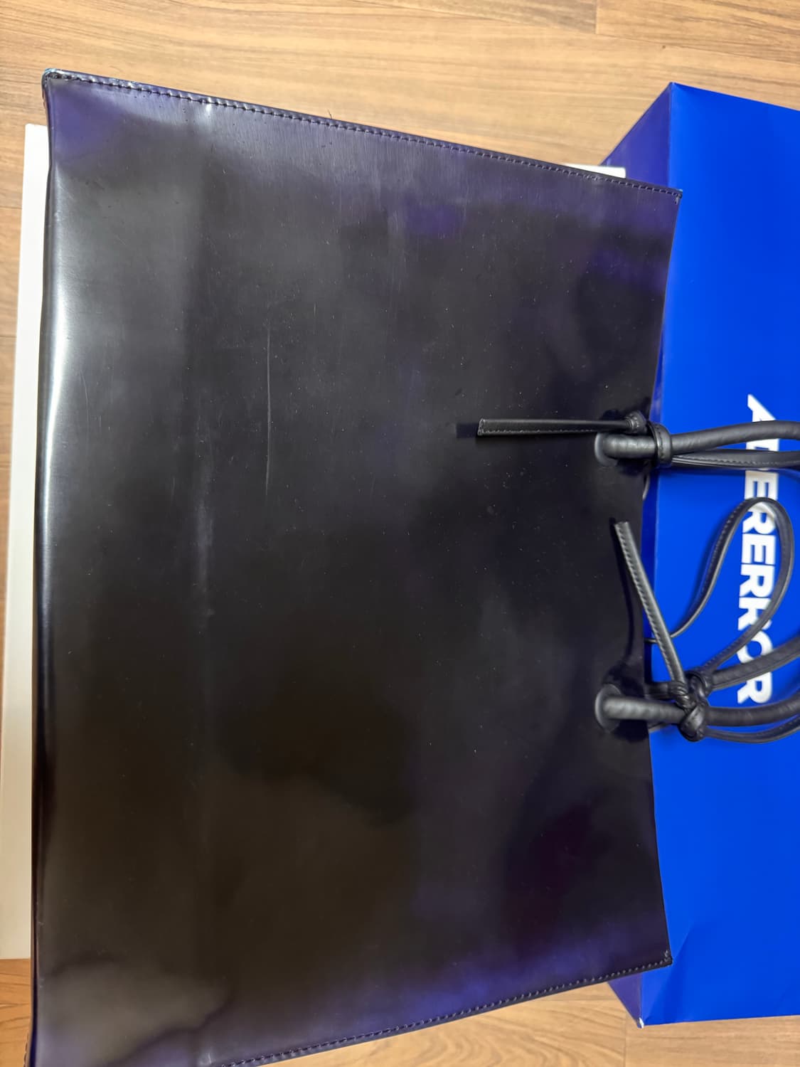 아더애러 가방 판매  상품이미지3