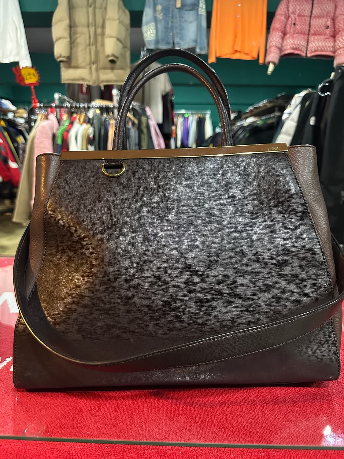 펜디 투쥬르 가죽숄더백 상품이미지1