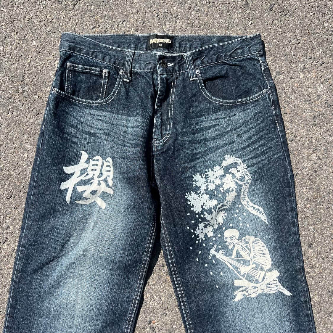 오리엔탈 스컬 페인팅 데님 팬츠 상품이미지3