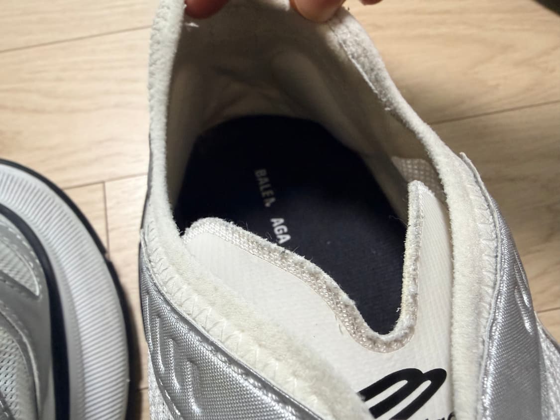 발렌시아가 서킷 화이트실버 스니커즈 43 상품이미지4