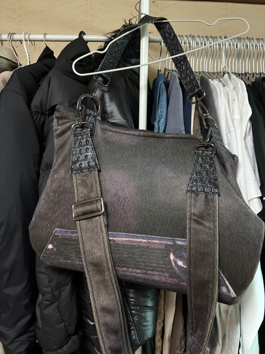 에이시넥틱스 숄더백 상품이미지2