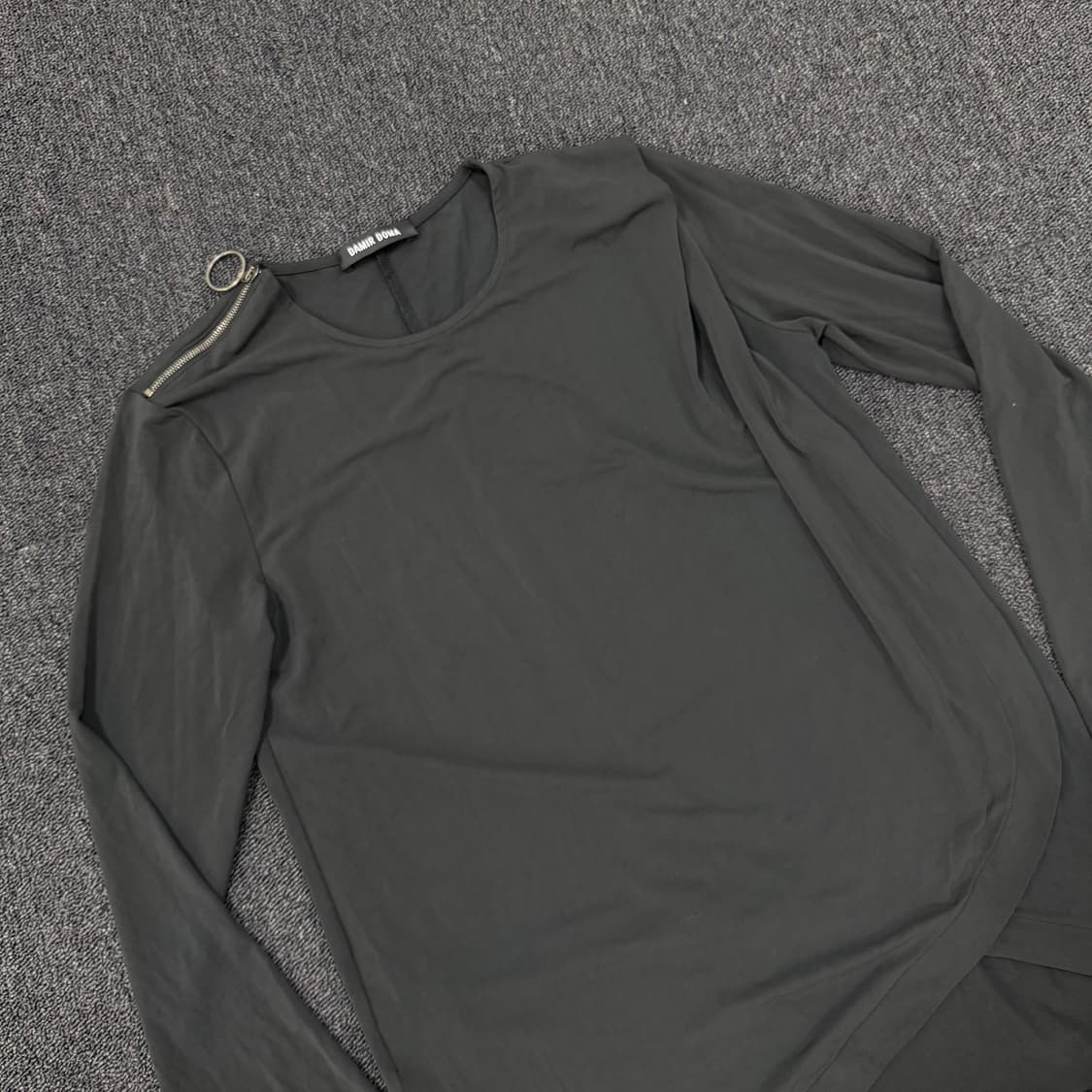 DAMIR DOMA 다미르도마 컷 아웃 롱슬리브 상품이미지2