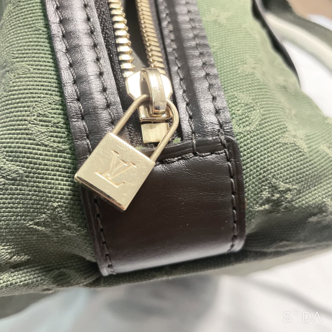 루이비통 모노그램 카키 숄더백 상품이미지10