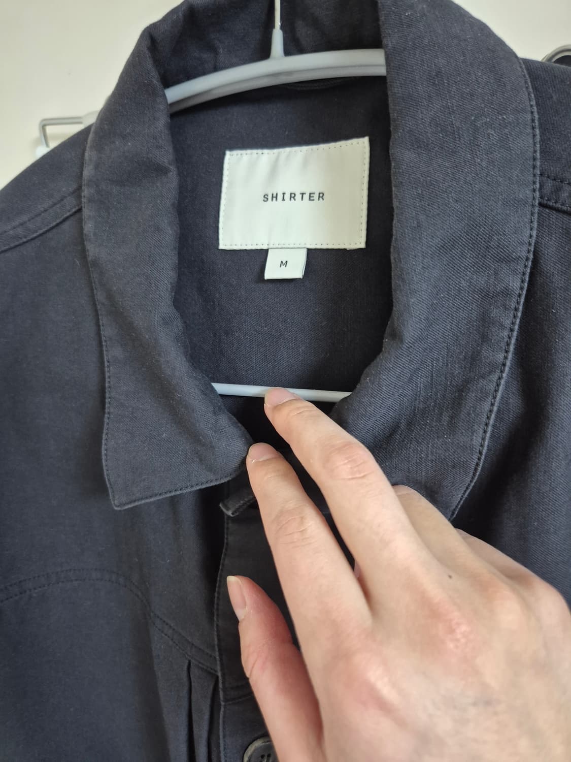 셔터 코튼 린넨 트러커 블랙 팝니다. m 상품이미지4