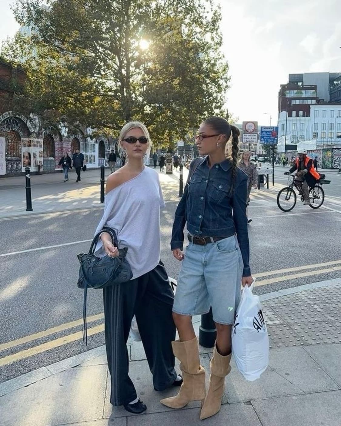 발렌시아가 퍼스트 시티백 모터백 상품이미지2