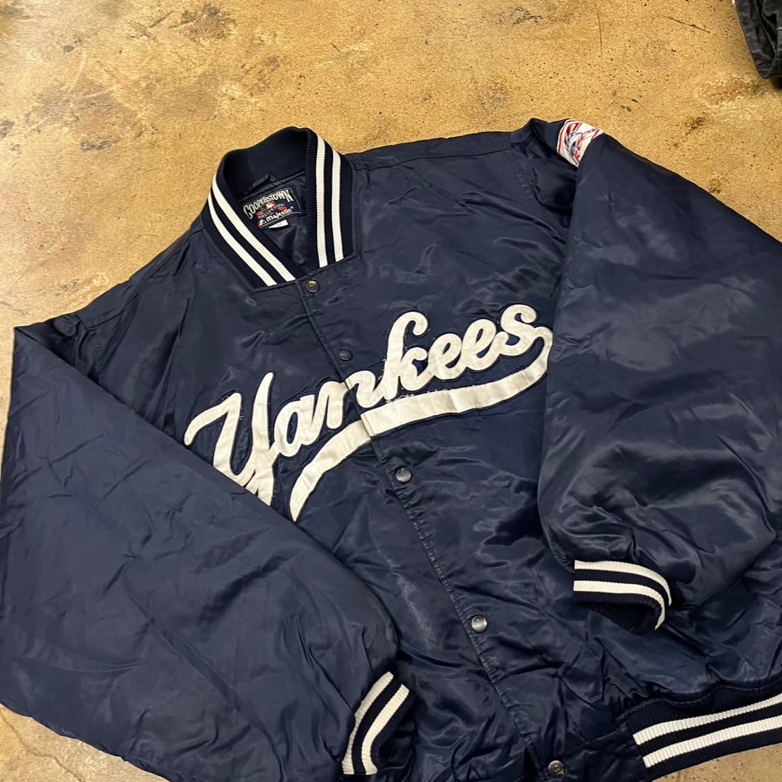 [정품/XL] 쿠퍼스타운컬렉션 마제스틱  양키스 네이비 야구 점퍼 b18 상품이미지1