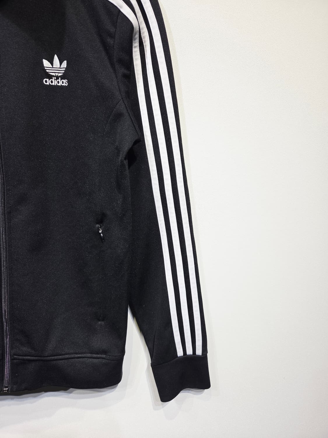 아디다스 유로파 트랙탑 져지 블랙 상품이미지5