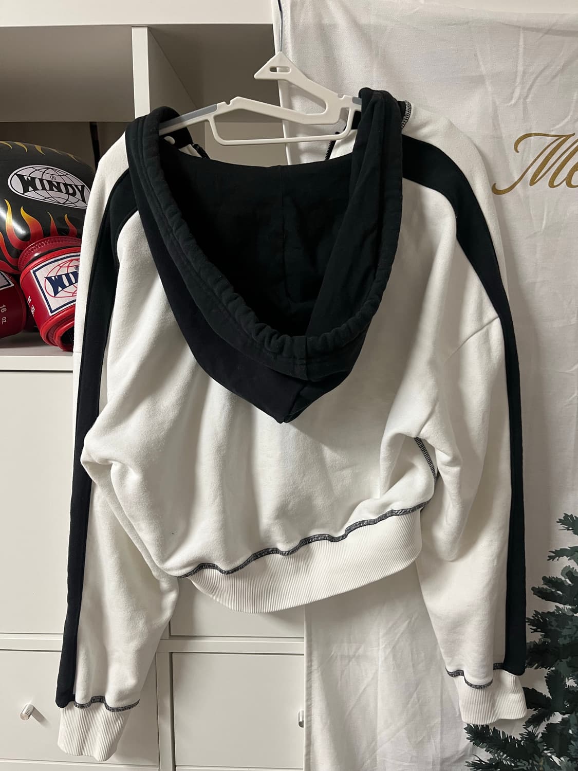 여성 디젤 화이트 크롭 후드집업 Size.S 상품이미지2