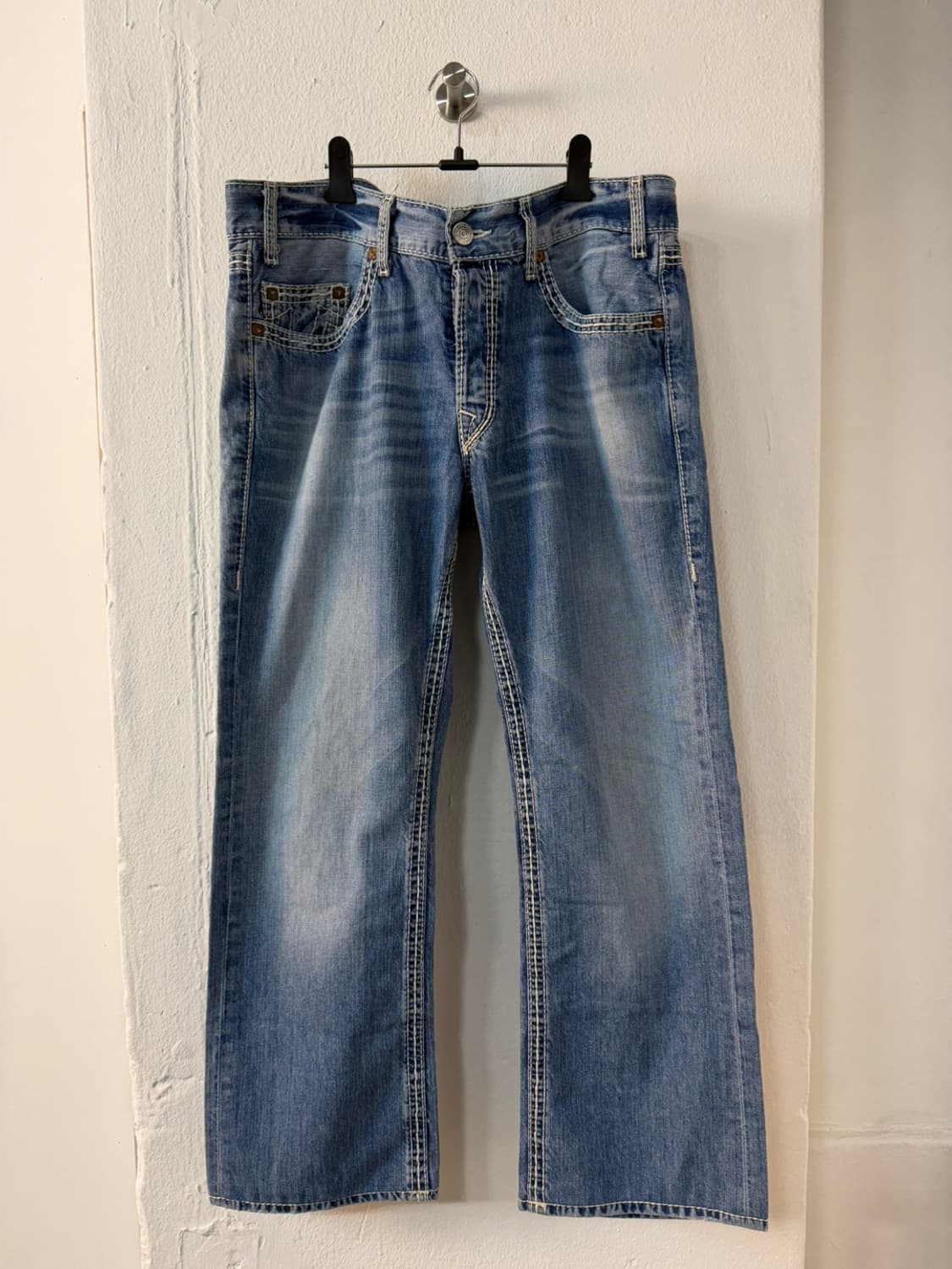 트루릴리젼 슬림 연청 데님 팬츠 상품이미지2