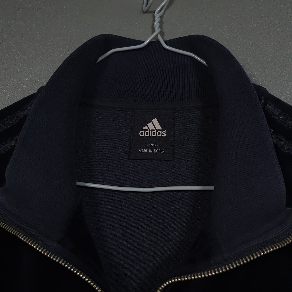 XL (105) 아디다스 유로파 벨벳 벨루어 트랙탑 삼선 져지 자켓 블랙 상품이미지4