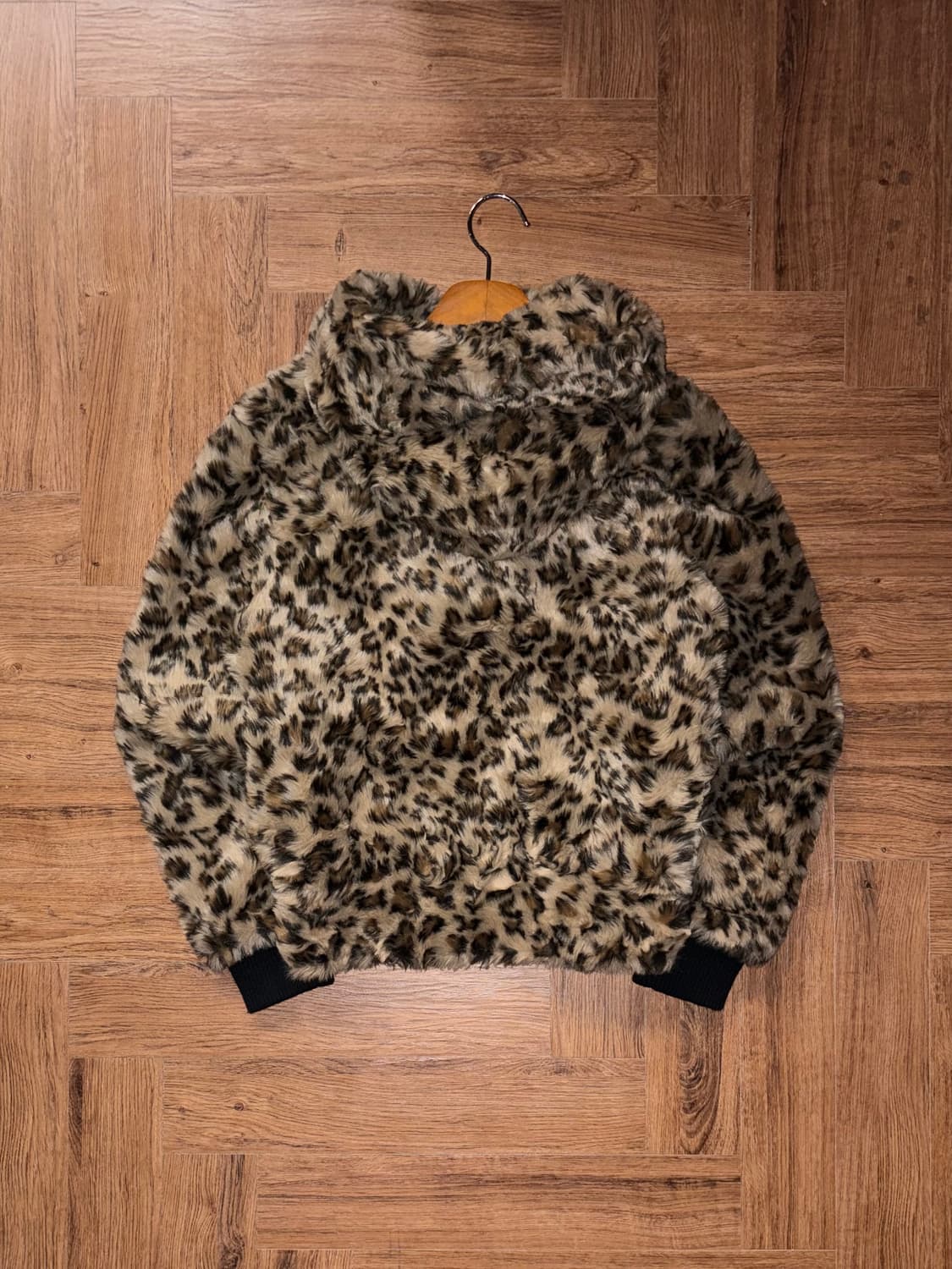 CHUXXX 레오파드 투웨이 후드 퍼자켓 상품이미지7